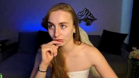 Emily online show from 06-20-26, 08:39