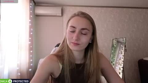 Emily online show from 07-10-26, 01:21