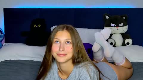 Emily online show from 03-26-26, 07:08