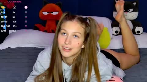 Emily online show from 05-01-26, 05:17