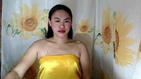 Snapshot of miss_eva2025 chatting on 07-31-26, 10:25 Eva online show from 07-31-26, 10:25