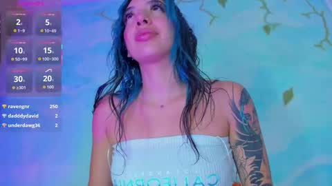 miss_evans_ online show from 10-21-25, 08:59