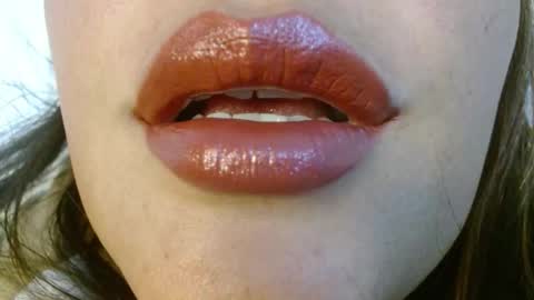 Miss Evoleth online show from 11-18-25, 02:17