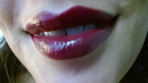 Snapshot of miss_evoleth2 chatting on 06-22-26, 05:15 Miss Evoleth online show from 06-22-26, 05:15