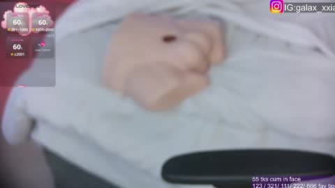  Elisabeth  IG galax xxia       online show from 03-05-25, 07:38