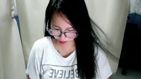Snapshot of miss_honeyxxx chatting on 06-16-26, 01:52 miss_honeyxxx online show from 06-16-26, 01:52