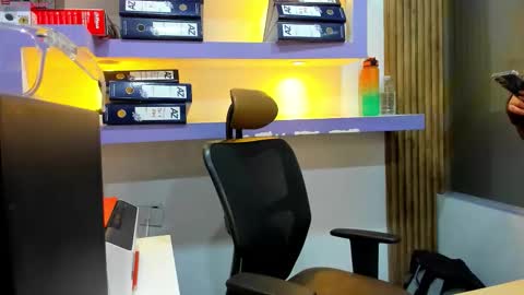 miss_horney online show from 03-17-26, 11:46