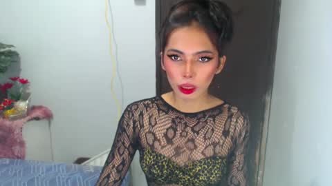 julie online show from 06-16-26, 09:23