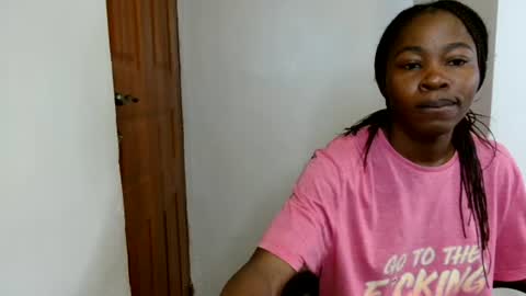 Miss Kiarrafit online show from 06-19-26, 08:51