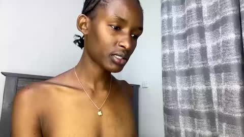 kiki online show from 03-05-26, 01:23