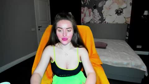 miss_kiten online show from 11-26-25, 08:21