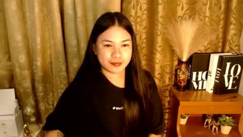 Snapshot of miss_loverxxx chatting on 07-02-26, 02:23 Dimple Rose online show from 07-02-26, 02:23