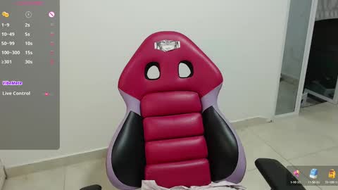 ly independent model online show from 10-06-25, 07:44