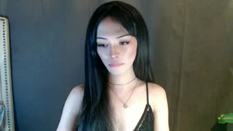 Snapshot of miss_moheera_xxx chatting on 06-24-26, 06:18 Moheera online show from 06-24-26, 06:18