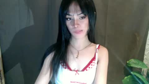 Snapshot of miss_moheera_xxx chatting on 06-25-26, 07:18 Moheera online show from 06-25-26, 07:18