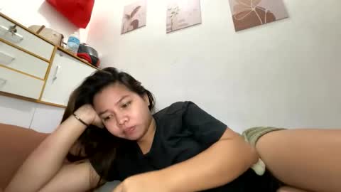 Snapshot of miss_peachyxxx chatting on 05-22-26, 07:15 Lyn online show from 05-22-26, 07:15
