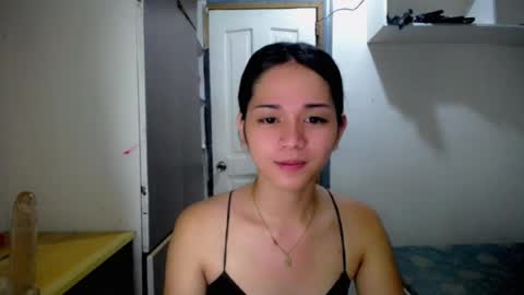 Snapshot of miss_rona_xoxo chatting on 07-24-26, 04:10 Rona online show from 07-24-26, 04:10