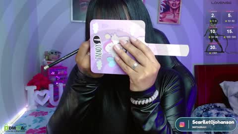 Snapshot of miss_scarllet chatting on 01-14-25, 01:06 100 thumbs up online show from 01-14-25, 01:06