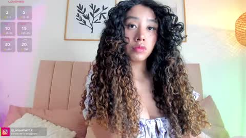 Snapshot of miss_sidney chatting on 02-08-25, 11:55 Amy Olivera online show from 02-08-25, 11:55