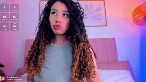 Snapshot of miss_sidney chatting on 02-13-25, 11:50 Amy Olivera online show from 02-13-25, 11:50