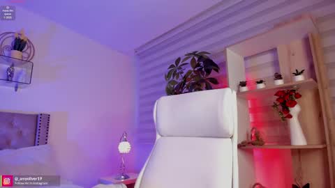 Snapshot of miss_sidney chatting on 03-06-25, 12:41 Amy Olivera online show from 03-06-25, 12:41