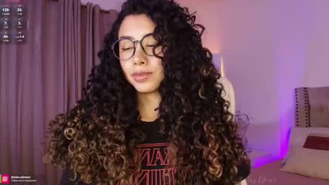 Snapshot of miss_sidney chatting on 11-26-25, 12:50 Amy Olivera online show from 11-26-25, 12:50