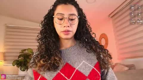 Amy Olivera online show from 04-14-26, 01:06