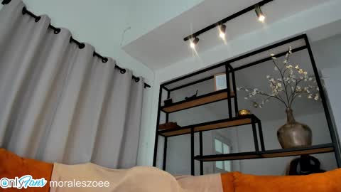 Snapshot of miss_smithx chatting on 10-06-25, 04:04 Zoee     online show from 10-06-25, 04:04