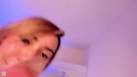 Sofia Castro online show from 01-10-25, 02:34