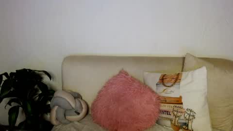 Sophie online show from 05-07-26, 04:18
