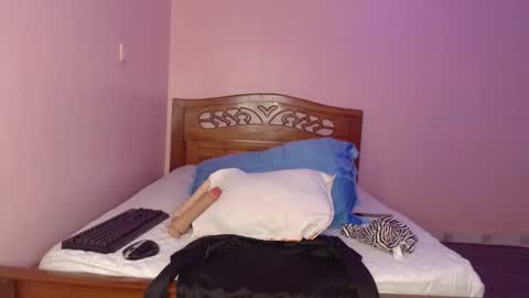 Stacey online show from 10-22-25, 04:57