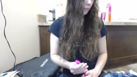 Bella online show from 02-15-25, 12:59