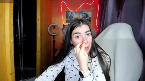 Snapshot of miss_tasy chatting on 09-20-25, 05:30 Melanie January 15th is my birthday there will be an interesting show online show from 09-20-25, 05:30