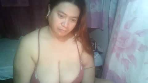 Snapshot of miss_v0lcan0 chatting on 09-21-25, 11:06 miss v0lcan0 online show from 09-21-25, 11:06