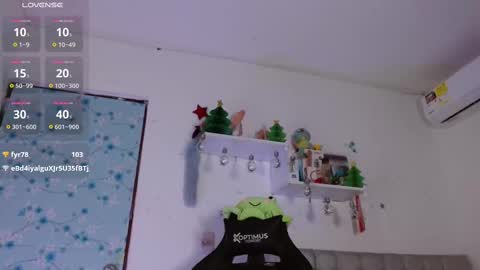 hanna    online show from 02-10-25, 02:08