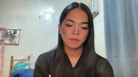 miss_veron_xoxo online show from 04-15-26, 06:42