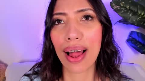 Miss Veronica online show from 05-07-26, 01:16