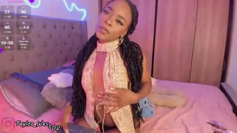 Snapshot of miss_west chatting on 07-25-26, 08:45 Tay Tay Independent Model online show from 07-25-26, 08:45