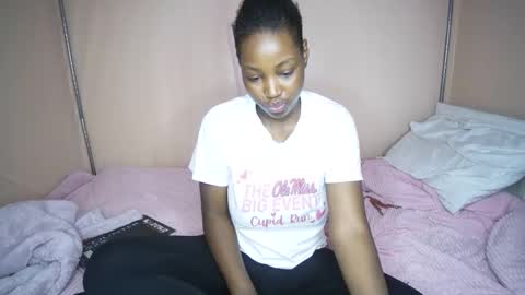 miss_worldfire online show from 05-01-26, 02:32