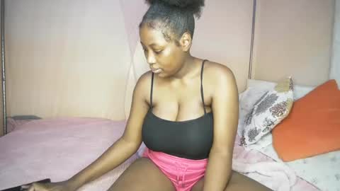 miss_worldfire online show from 06-13-26, 04:05
