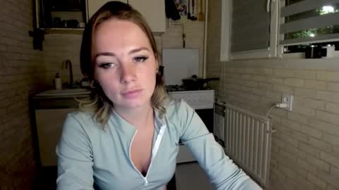Snapshot of miss_you20 chatting on 09-16-25, 09:05 miss_you20 online show from 09-16-25, 09:05
