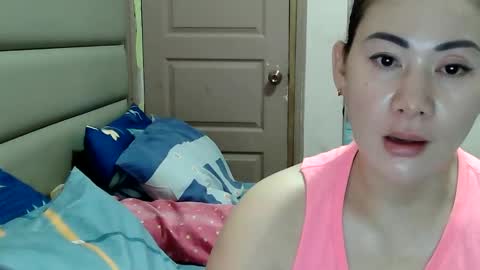 HOT MOMMY ZEPHYR online show from 02-20-26, 02:41