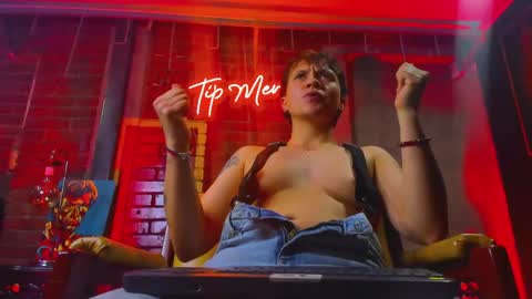 Miguel online show from 04-18-26, 07:18