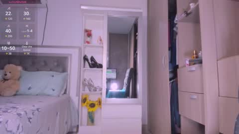 Snapshot of missameliah chatting on 03-01-25, 06:03 Ameliahs online show from 03-01-25, 06:03