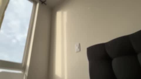 Snapshot of missameliah chatting on 11-25-25, 11:54 Ameliahs online show from 11-25-25, 11:54