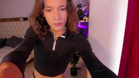 Mis Ari online show from 11-12-25, 07:13