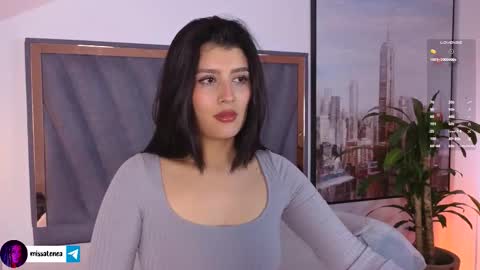 Snapshot of missatenea2 chatting on 10-02-25, 02:02 Laura online show from 10-02-25, 02:02