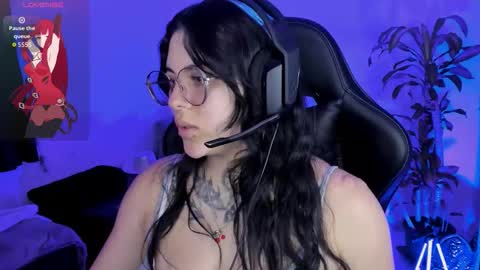 Missy Charlottte.  Hey remember to give me a thumbs up ty online show from 11-11-25, 03:17