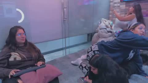Snapshot of misscheelsee_as chatting on 07-04-26, 03:45 misscheelsee_as online show from 07-04-26, 03:45