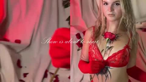 Chloe freelance model Please your thumbs up are important  online show from 02-14-25, 11:20